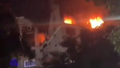 बिल्डिंग